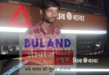 कोरबा जिले के उरगा क्षेत्र में पुलिस ने बड़ी कार्रवाई करते हुए कबाड़ से भरी एक गाड़ी को पकड़ा है। बताया जा रहा है कि यह कबाड़ उरगा थाना क्षेत्र के नूर के गोदाम से निकाला गया था और इसे रायगढ़ ले जाया जा रहा था।